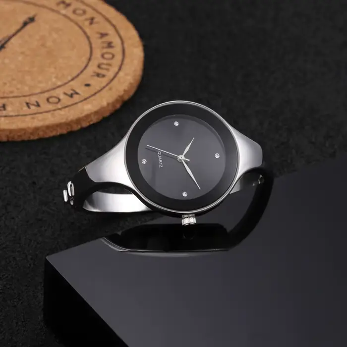 Montre-Bracelet en cristal de luxe femmes montres Simple mode