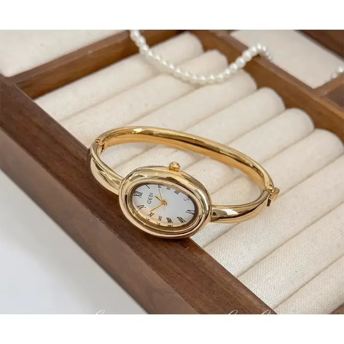Montre pour femme Bracelet minimaliste en or horloge