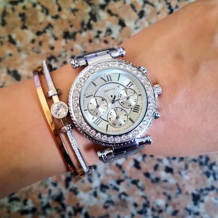 Nouvelle montre-bracelet pour femme, mouvement quartz, style mode et décontracté, résistance aux chocs, fermoir pliant sécurisé, argentée, or et rose