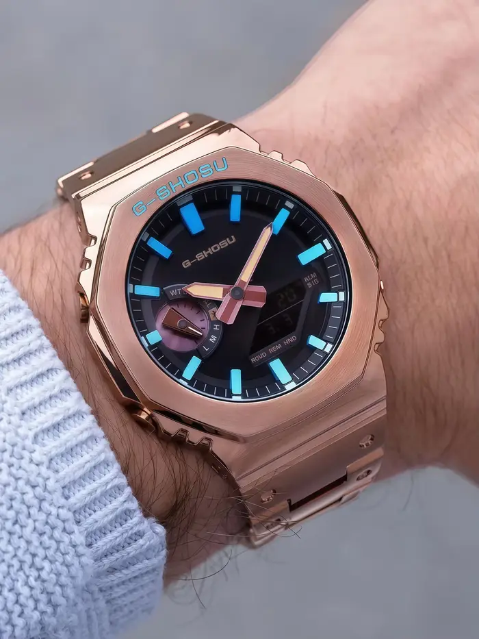 Montre Iced Out unisexe sportive avec affichage analogique-digital pour homme et femme pour les occasions quotidiennes et spéciales