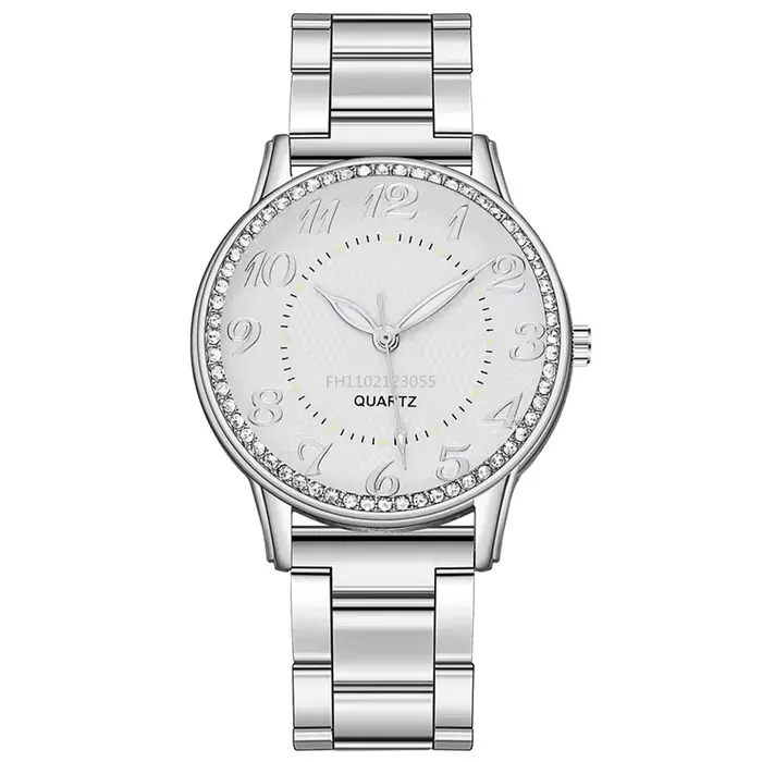 Montre élégante à quartz avec bracelet en maille et strass pour femme