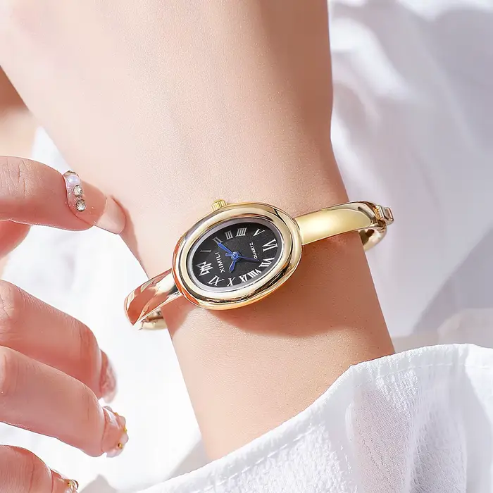 Montre Quartz Luxe Femme Sport Argent Acier Étanche Occasions Spéciales Robe Entrainement Soirées