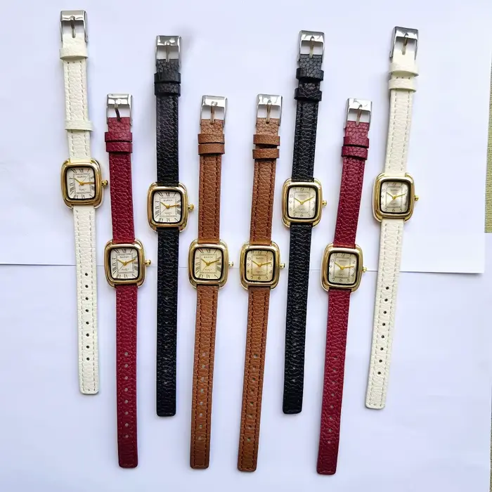 Montre-bracelet en cuir tendance pour femme