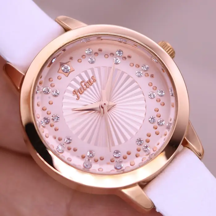 Montre à quartz en cuir avec petits biscuits pour femme