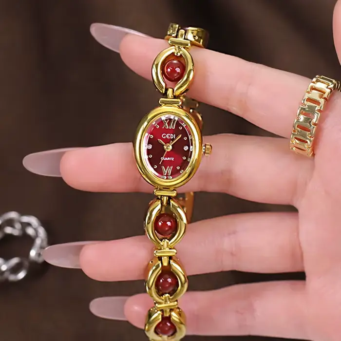 Montres-Bracelets en or pour femmes