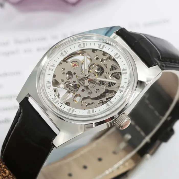 Montres Skull, montre mécanique rétro punk
