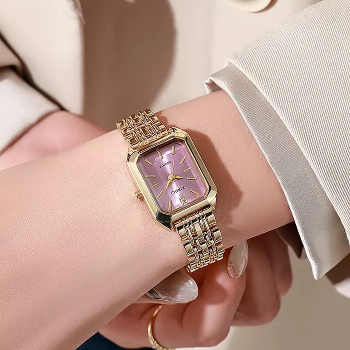 Montre à quartz de luxe pour femme