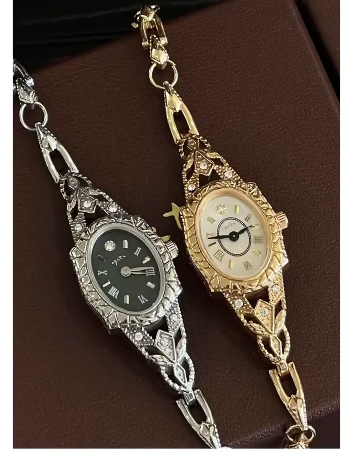 Montre rétro luxueuse résistante à l'eau pour femmes occasions spéciales quartz bracelet laiton plaqué or