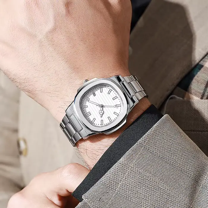 Montre TVK à Quartz pour Hommes Style Fashion Casual avec Fonction Date Auto Occasions Spéciales