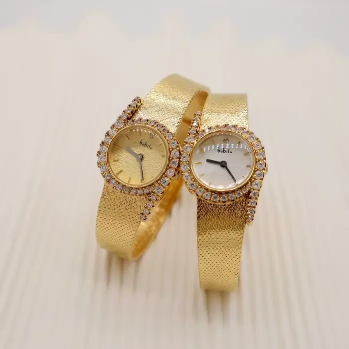 Montre Médiévale Vintage en Diamant pour Femme