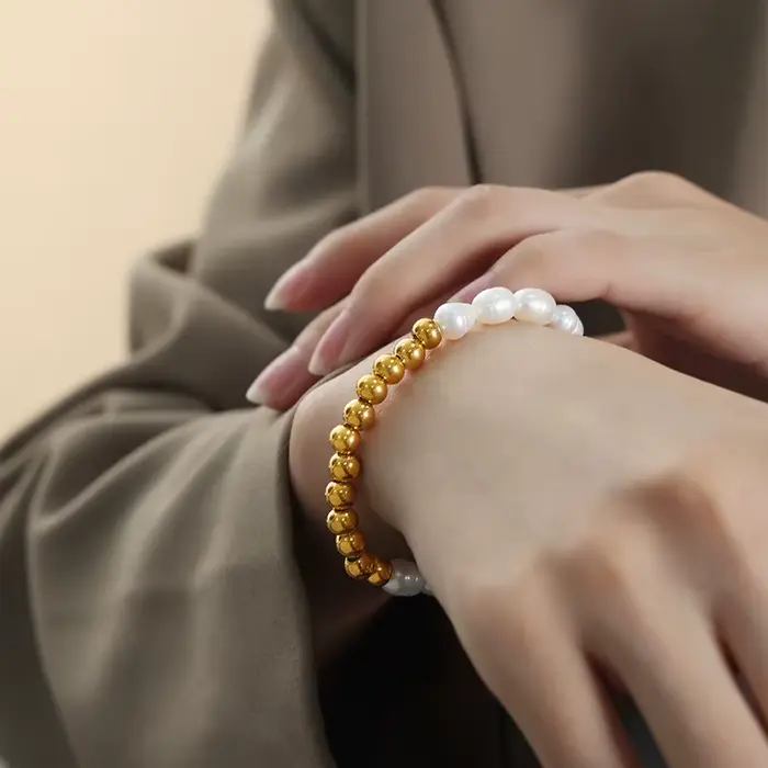 Bracelets en perles d'eau douce pour femmes