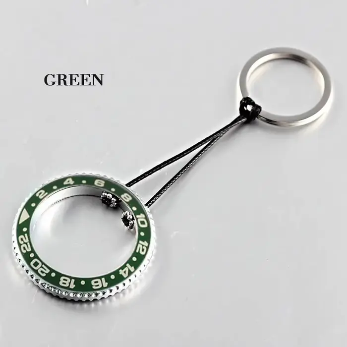 Montres fantôme d'eau verte