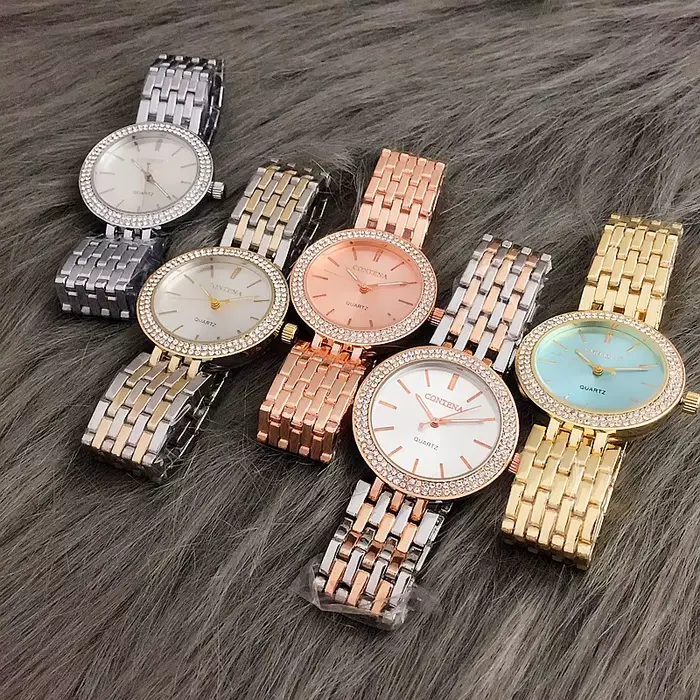 Montre de luxe en strass pour femmes