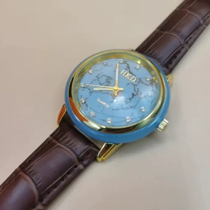 Montre à quartz étanche pour homme