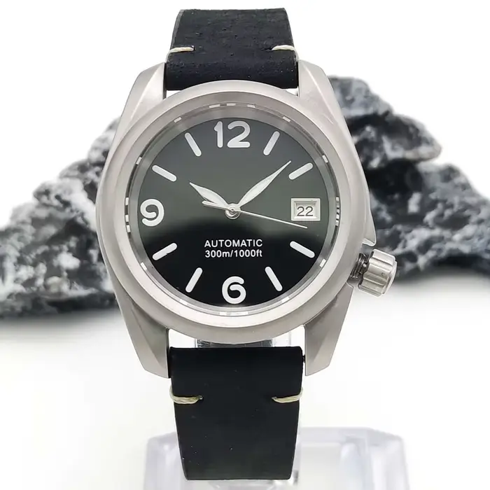 Montre mécanique automatique élégante vintage pour homme