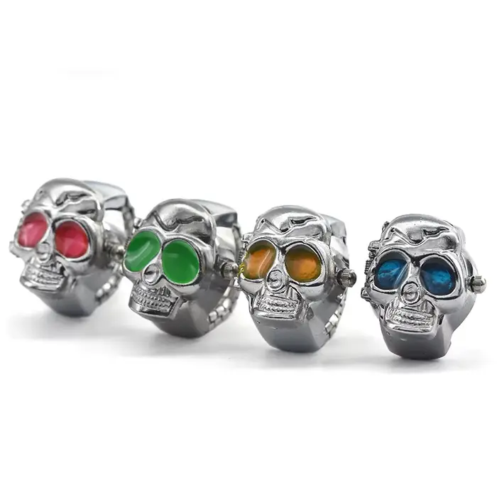 Crâne créatif vente personnalité Quartz anneau montre alliage cadran circulaire unisexe cadeau de noël