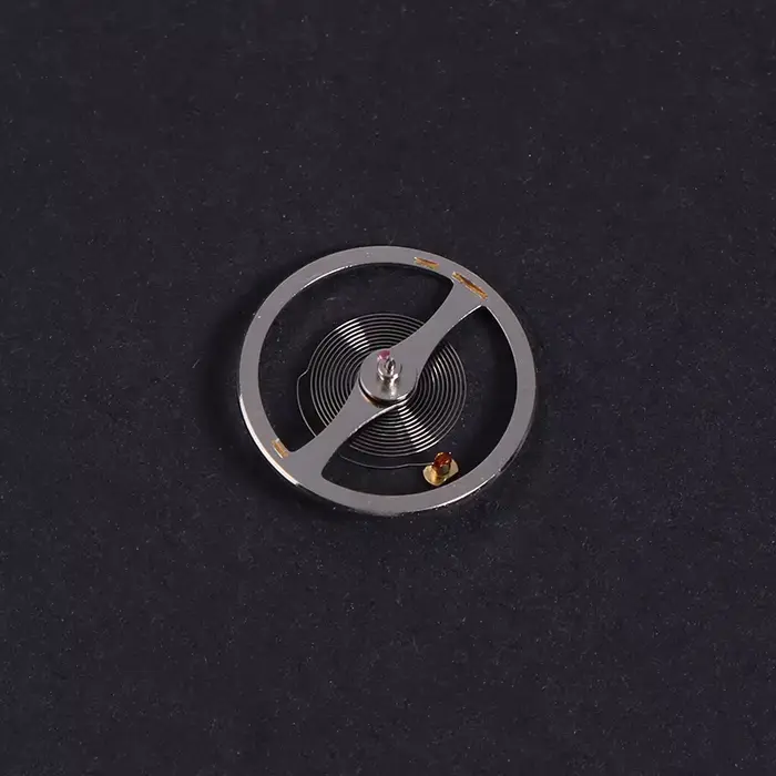 Accessoires de mouvement de montre fabriqués en Chine NH35/36 : Roue d'équilibrage blanche avec spir