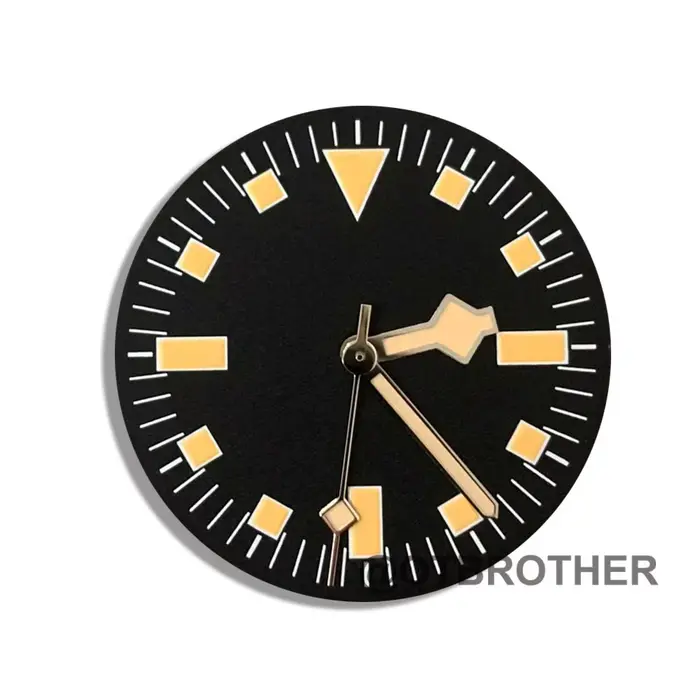 Cadran Vintage NH35 28.5MM avec aiguilles pour sous-marin des années 1960