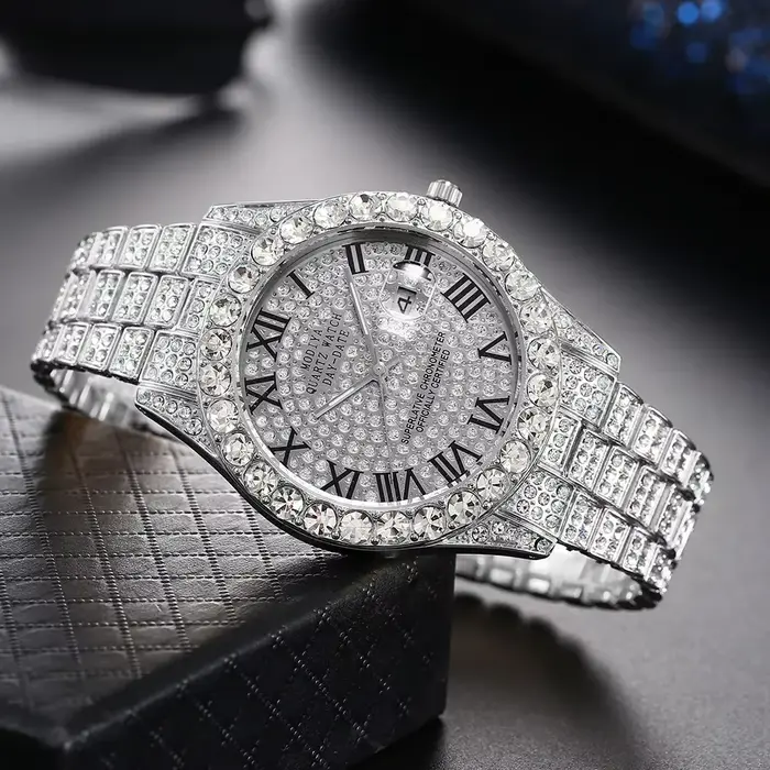 Offre spéciale diamant Bling montre hommes couleur or cadeau de luxe montres à Quartz mâle horloge livraison directe strass calendrier montre-bracelet