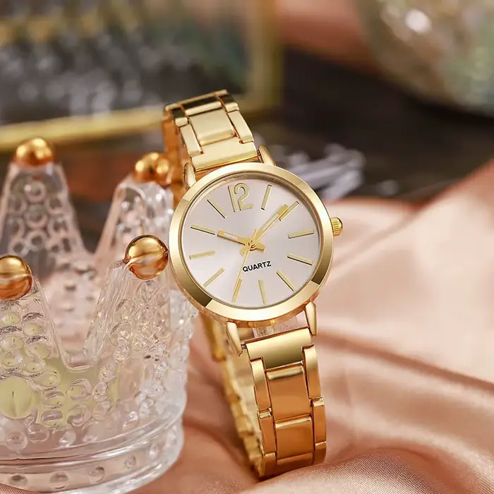 Montre à quartz de mode pour montre de luxe pour femme, cadran circulaire simple, montre pour femme
