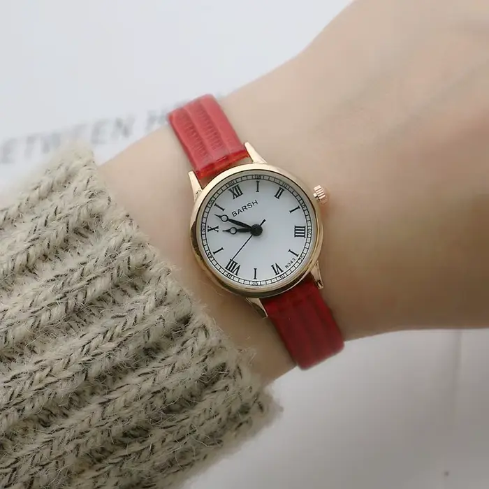 Montres simples pour femmes
