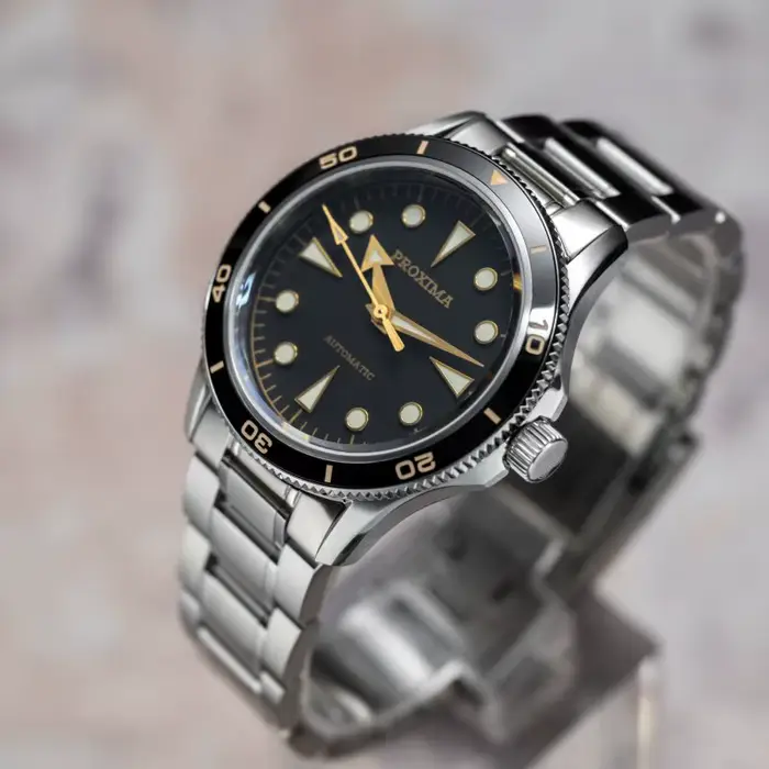 Montre automatique Proxima pour homme avec lunette en céramique et cadran en émail saphir résistante à l'eau pour diverses occasions et activités