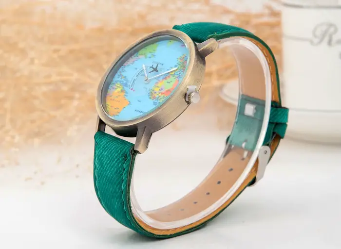 Montre pour homme en cuir avec cadran globe personnalisé mouvement quartz pour occasions quotidiennes et spéciales
