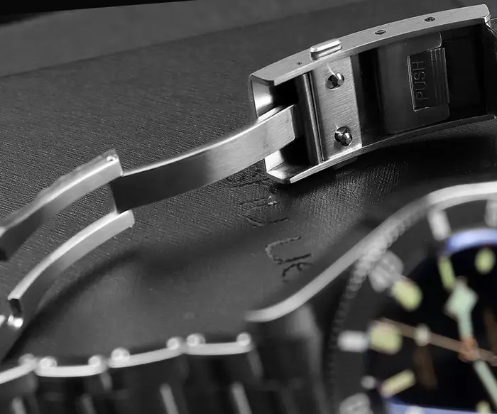 Montres de luxe Cronos pour hommes 37mm 39mm Diver BB54 Vintage Automatique Lunette en aluminium mat/maillé Maillons de bracelet pour femme Saphir 20 Bar L6033 M