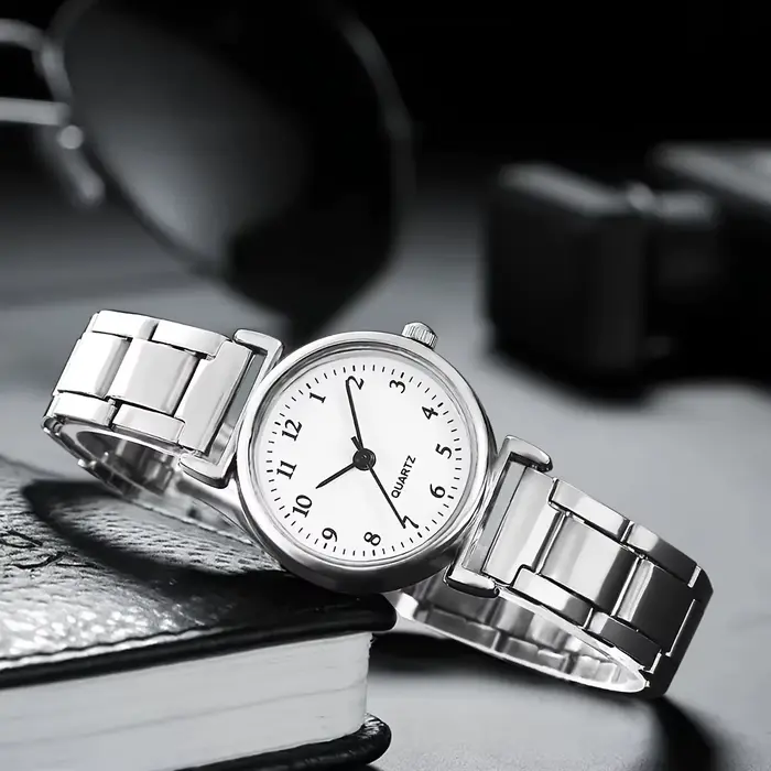 Montre Bracelet Femme Argent Acier Quartz Cadran Ronds Occasions Spéciales Blanc Noir