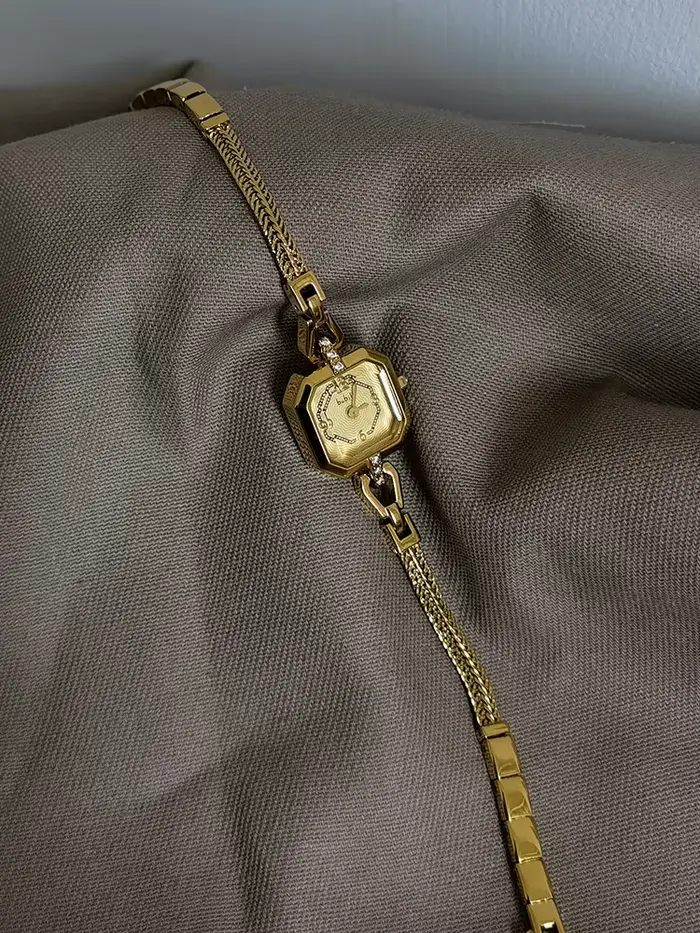 Nouveau luxe élégant 18K Bracelet en or montres pour femmes mode petite chaîne Vintage Quartz dames montre