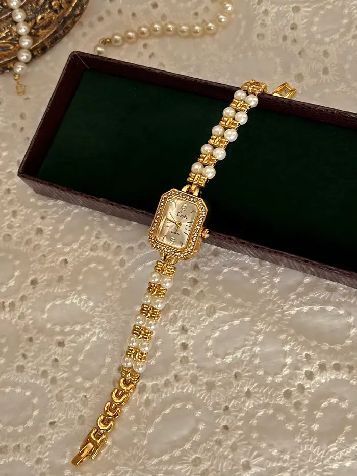 Nouvelle montre élégante rétro pour femmes, style français, bracelet en perles, cadran rectangulaire