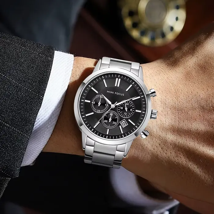 Montre de luxe Daniel Gorman pour hommes avec fonction chronographe et affichage de la phase de la lune pour occasions spéciales et tous les jours