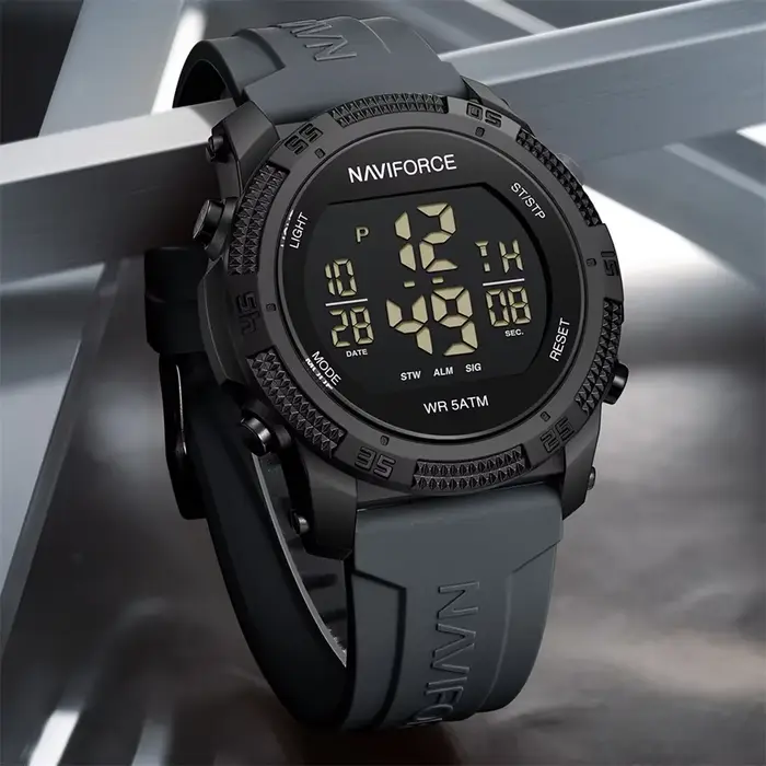 NAVIFORCE NF7104 montre numérique hommes militaire Sport chronographe montre-bracelet chronomètre étanche Original mâle électronique cadeau