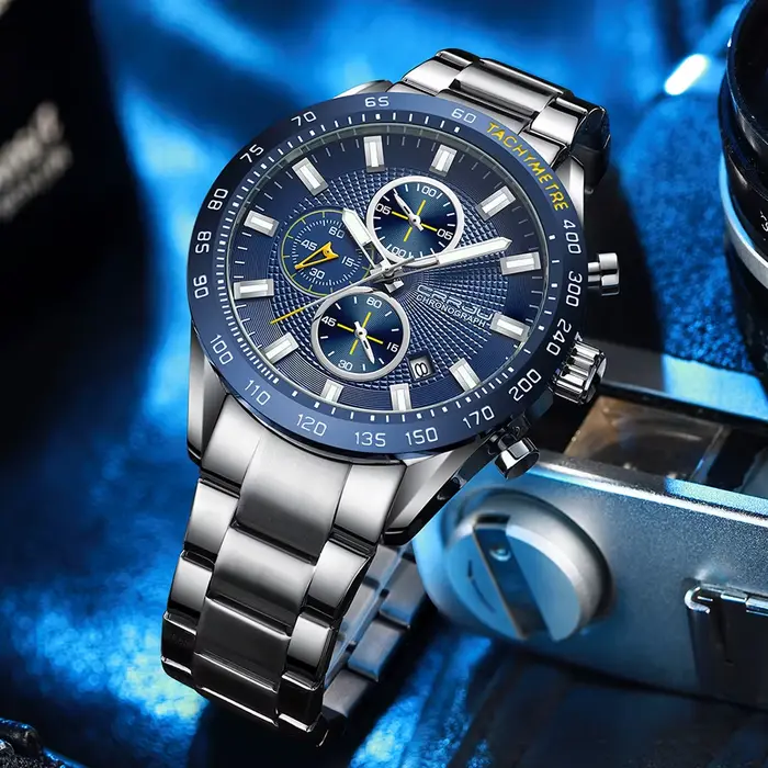 Montre-bracelet CRRJU chronographe avec date automatique pour hommes robuste et élégant occasion sportive ou quotidienne