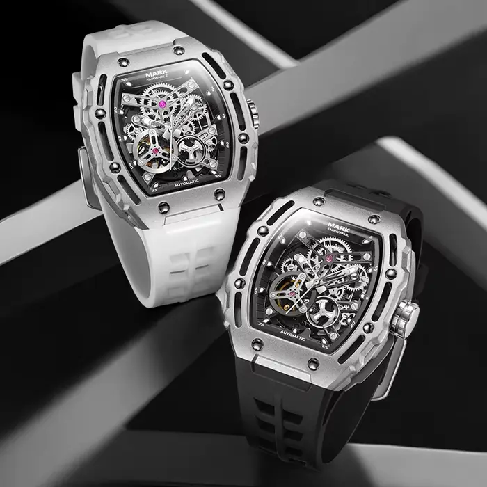 Montre homme Mark Fairwhale FW-6700 automatique avec bracelet silicone pour sportifs et amoureux de la course plongeur résistance à l'eau occasions spéciales