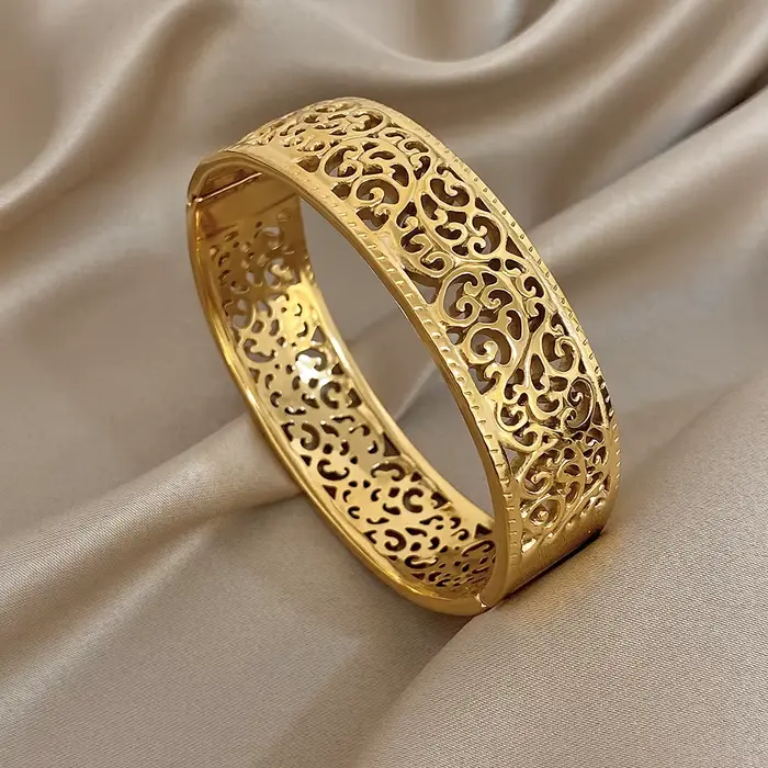 DODOHAO 4 Styles rétro couleur or Bracelet en acier inoxydable femmes classique creux fleur feuille large