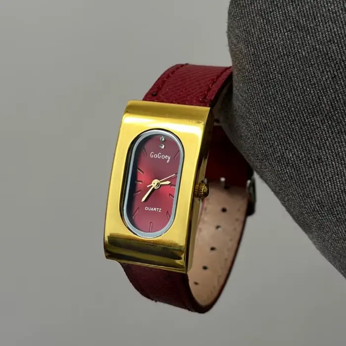 Montre Vintage Femme Carré Quartz Elégante Bracelet Cuir Occasions Spéciales