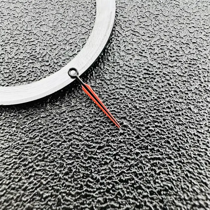 Aiguilles de montre noires et rouges pour mouvement NH35/NH36/4R/7S
