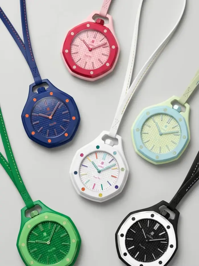 Montre à quartz suspendue AR
