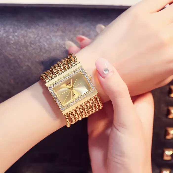 Montres-bracelets en acier pour femmes, bracelet carré, diamant doré, montres à quartz pour femmes, 