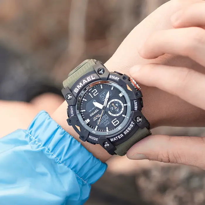 Montre SMAEL Bracelet Sport Chronomètre Affichage Heure Touriste Étanche Occasions Spéciales