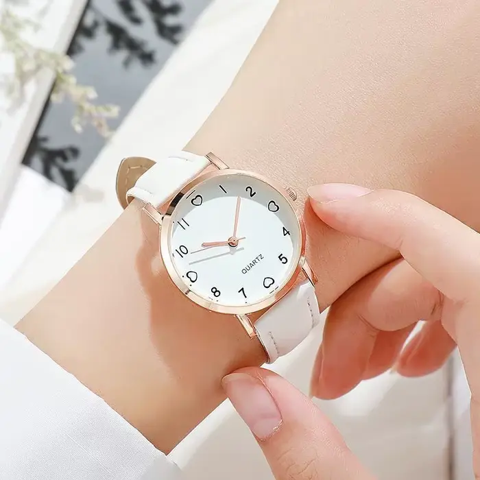 Montres vintage simples pour femmes