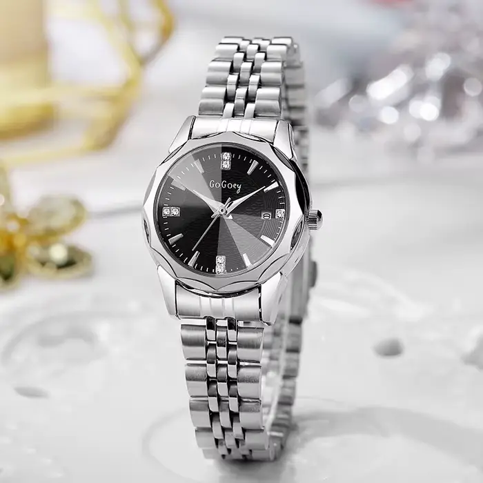 Montre-bracelet élégante pour femmes