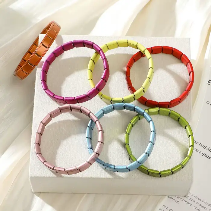 Bracelets à breloques italiens colorés à la mode