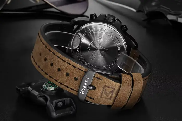 CURREN hommes montres haut de gamme marque étanche Sport montre-bracelet chronographe Quartz militaire en cuir véritable Relogio Masculino