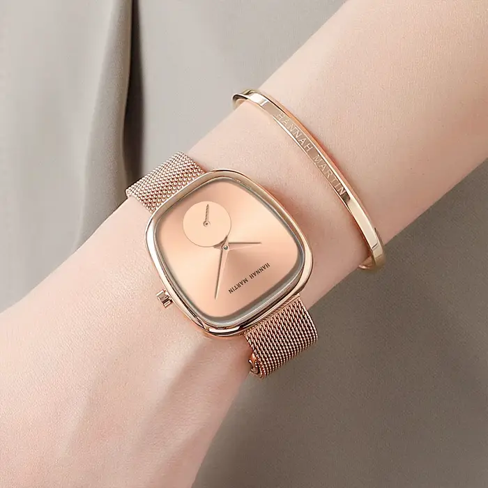 2025 nouvelles femmes montre-bracelet à Quartz 34mm baril de vin or Rose noir chronomètre à la mode Style minimaliste