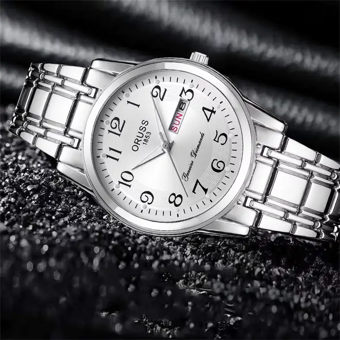 Montre pour hommes d'affaires haut de gamme mode personnalité durable double calendrier précision