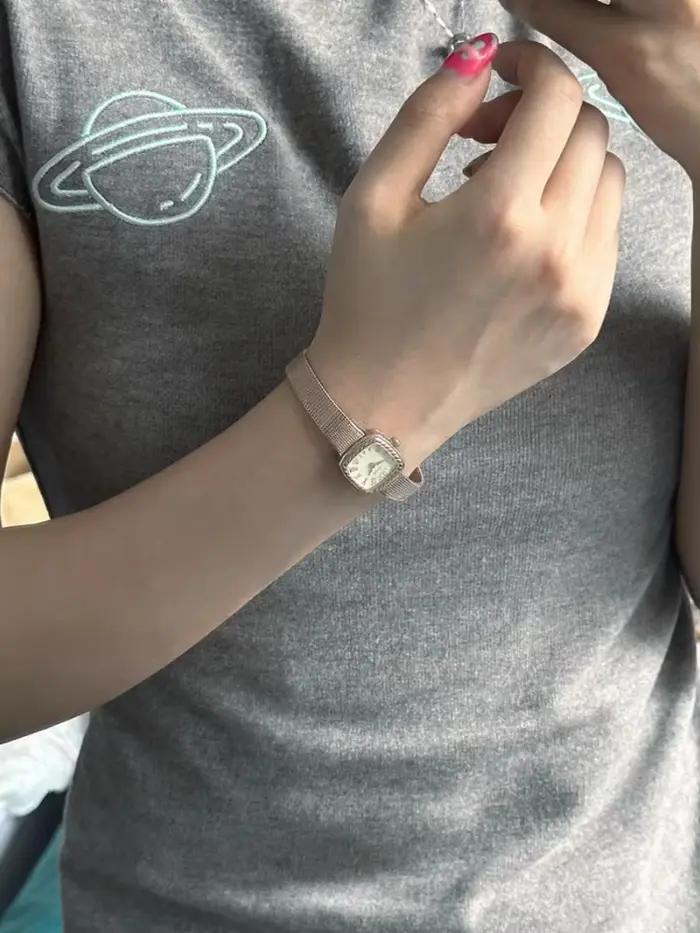 2025 nouvelle montre pour femme Vintage plaqué or luxe Noble cadeau pour les amoureux