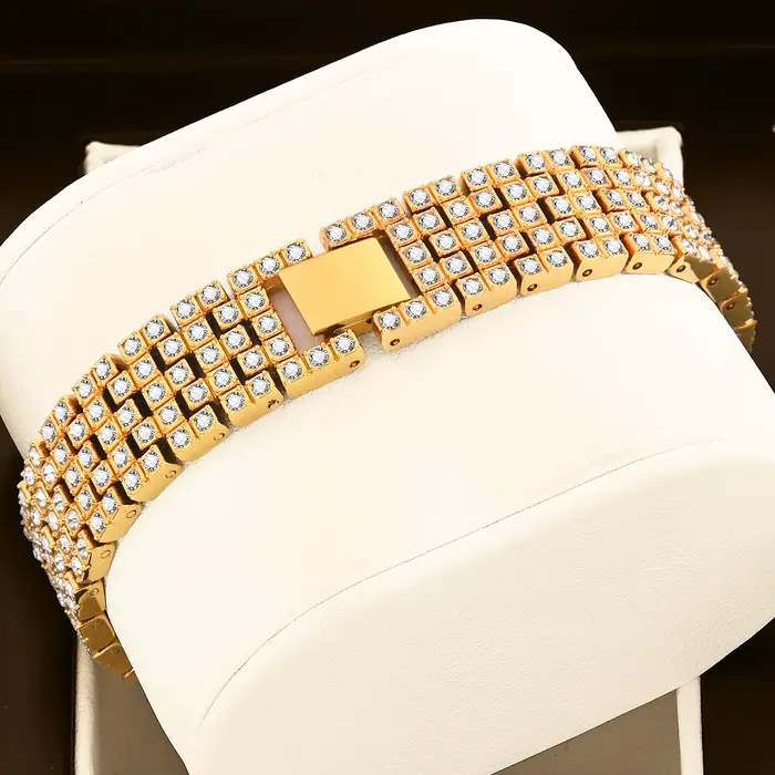 Montres élégantes et chics pour femmes