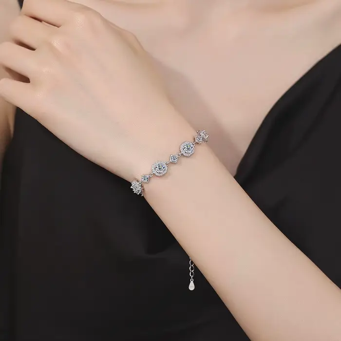 Bracelet en argent sterling 925 avec moissanite ronde élégant pour mariage et occasions spéciales unisexe